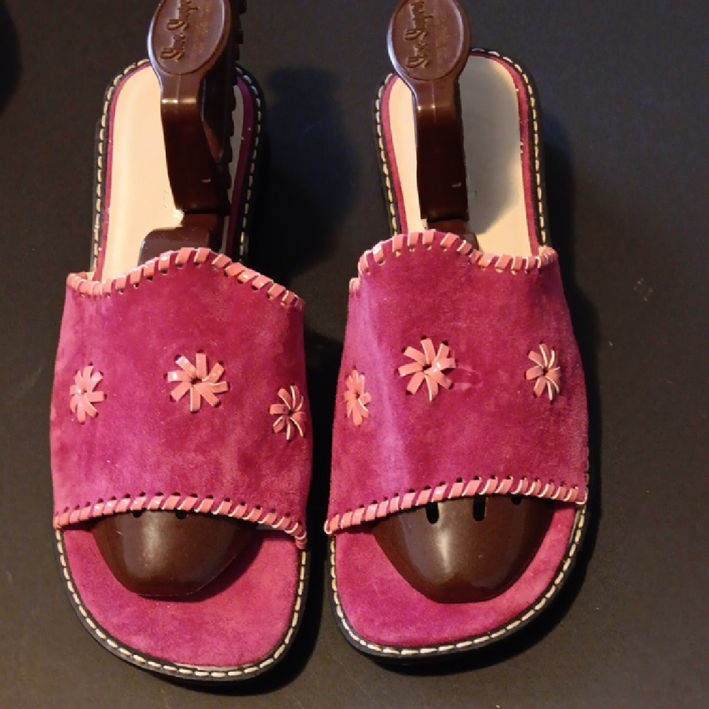 A.GIANNETTI Magenta Suede Mules